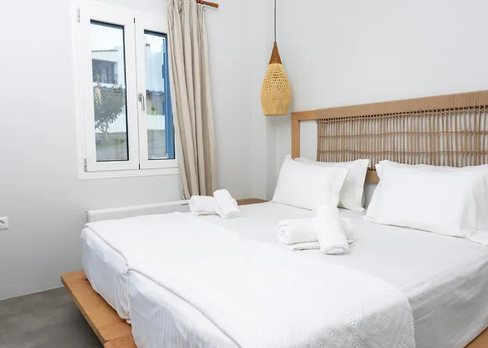 Alsea Seafront Apartments In Agia Pelagia Kythera