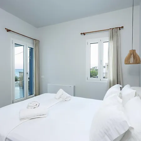 Alsea Seafront Apartments In Agia Pelagia Kythera Exterior photo